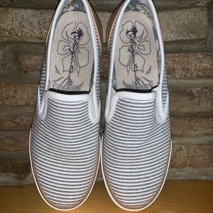 Margaritaville Sailor slip on Women’s Size 8 EUC